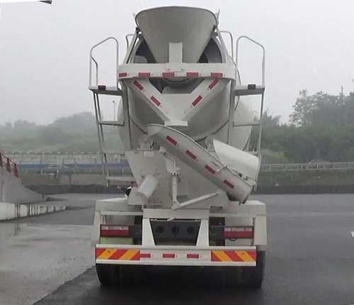后雙橋混凝土攪拌運輸車