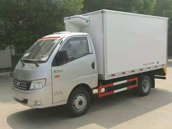 福田康瑞3.5米貨廂冷藏車
