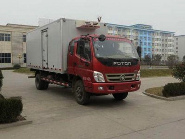 福田排半5.1米貨廂冷藏車(chē)