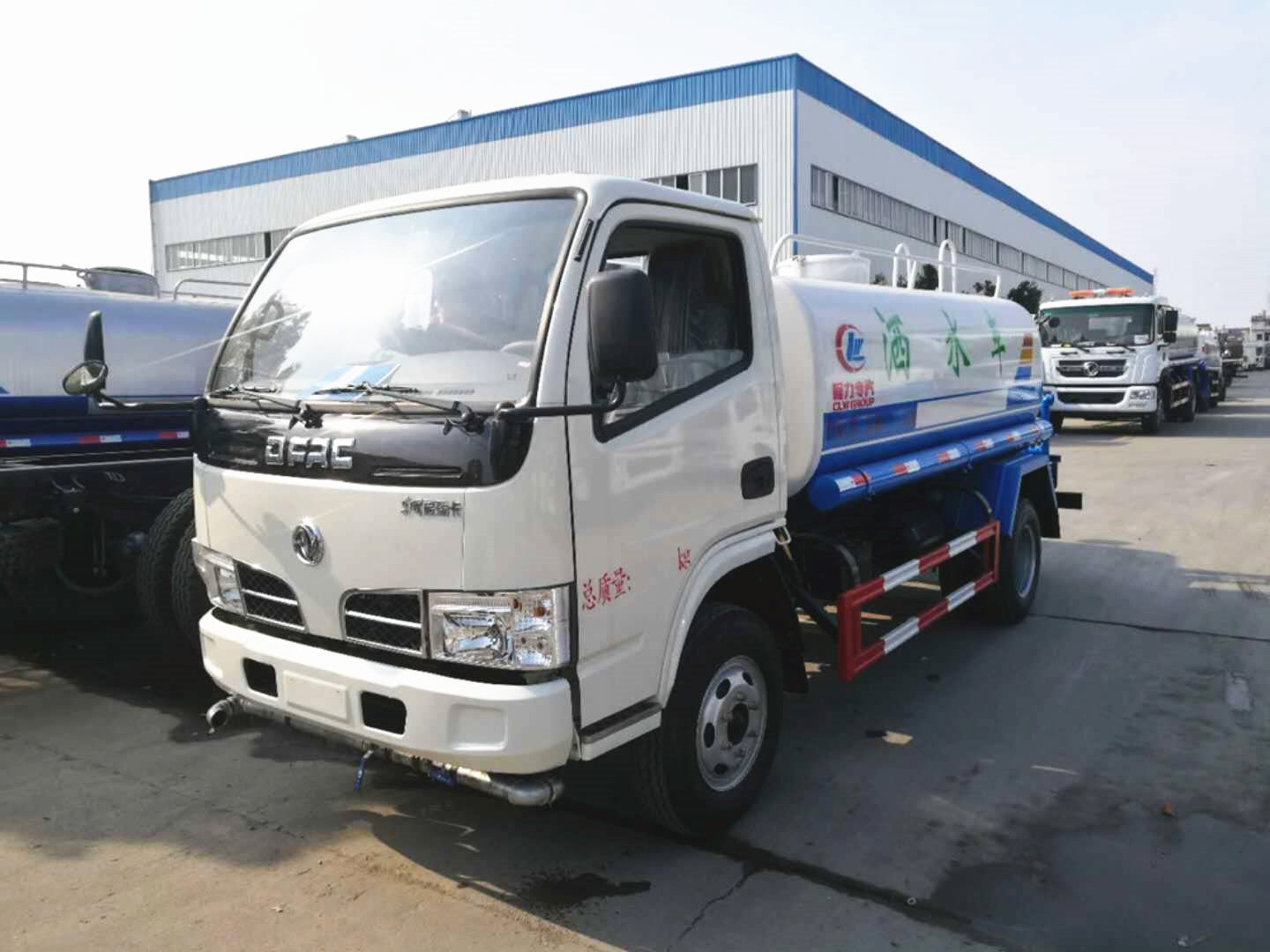 東風(fēng)小區(qū)5噸綠化噴灑車
