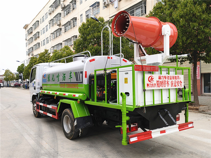 東風福瑞卡抑塵霧炮車